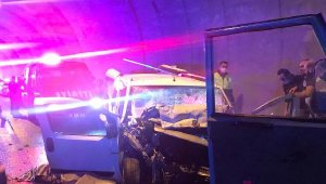 Tirebolu'da tünelde trafik kazası: 2 ölü, 2 yaralı