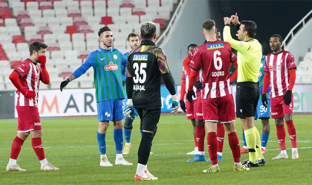 9 kişi kalan Çaykur Rizespor 1 puanı kurtardı