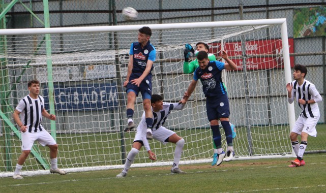 Çaykur Rizespor U19 rakibi Altay'ı 9 maç sonra güldürdü