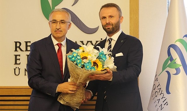 RTEÜ'nün yeni rektörü Prof. Dr. Yusuf Yılmaz görevi devraldı