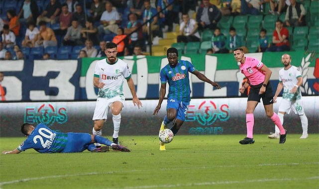 Çaykur Rizespor'a 2 golle ikinci galibiyet geldi