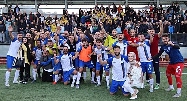 Rize Özel İdarespor liderlik koltuğunda