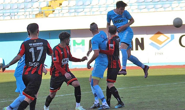 Pazarspor küme düşmeyi garantiledi