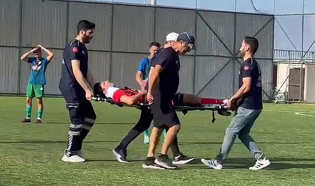 Maçta bilincini kaybeden futbolcu hastaneye kaldırıldı