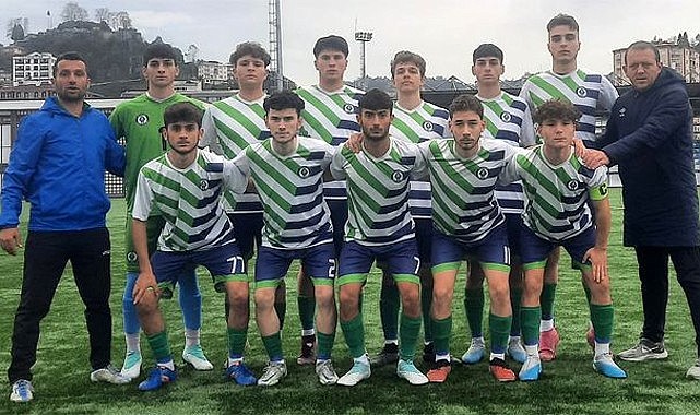 Rize Belediyespor U18 gol oldu yağdı: 7-0