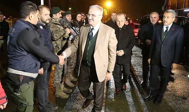 Bakan Yardımcısı Münir Karaloğlu Memleketi Rize'de