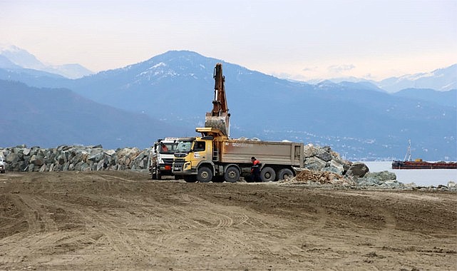 İyidere Lojistik Limanı'nda çalışmalar yüzde 80 tamamlandı