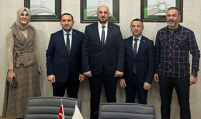 Yeşilay Rize Şubesi'nde Selçuk Beşikçi güven tazeledi