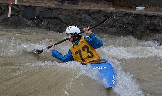 Akarsu Slalom Bahar Kupası Yarışları Ardeşen'de yapıldı