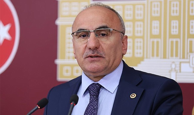 AK Partili Mertoğlu yaş çaya verilen fiyatı savundu