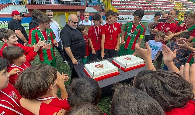 Kıran'ın takımı Beylerbeyispor BAL'a hazırlanıyor