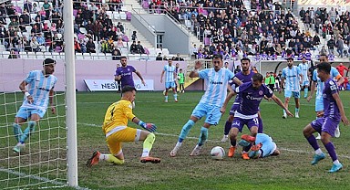 Pazarspor mağlubiyetleri seriye bağladı
