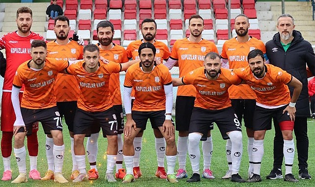 Veliköyspor Gümüşhane ekibini 2-0 mağlup etti