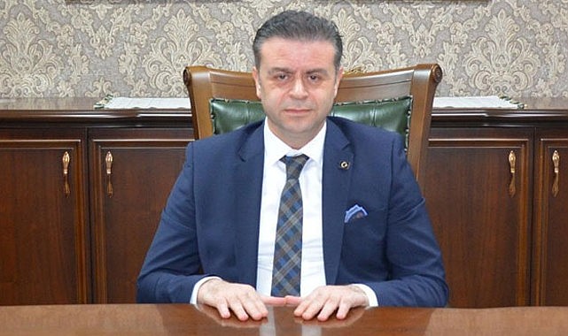 Rize'nin yeni İl Milli Eğitim Müdürü Halil İbrahim Akmeşe görevine başladı