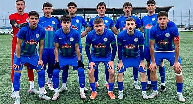 Lider Rizespor U17 ikinci yarıda açıldı: 1-5