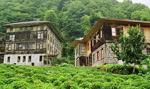 Rize'nin tarihi evleri onarılıyor