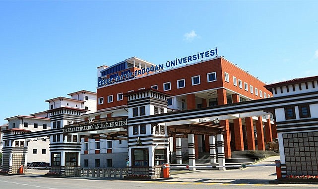 RTEÜ, dünyanın en iyi ilk 1000 üniversitesi arasında