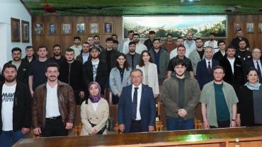 ÇAYKUR Genel Müdürü Yusuf Ziya Alim’den Gençlere Çağrı: Çayın Geleceği Sizlerin Elinde