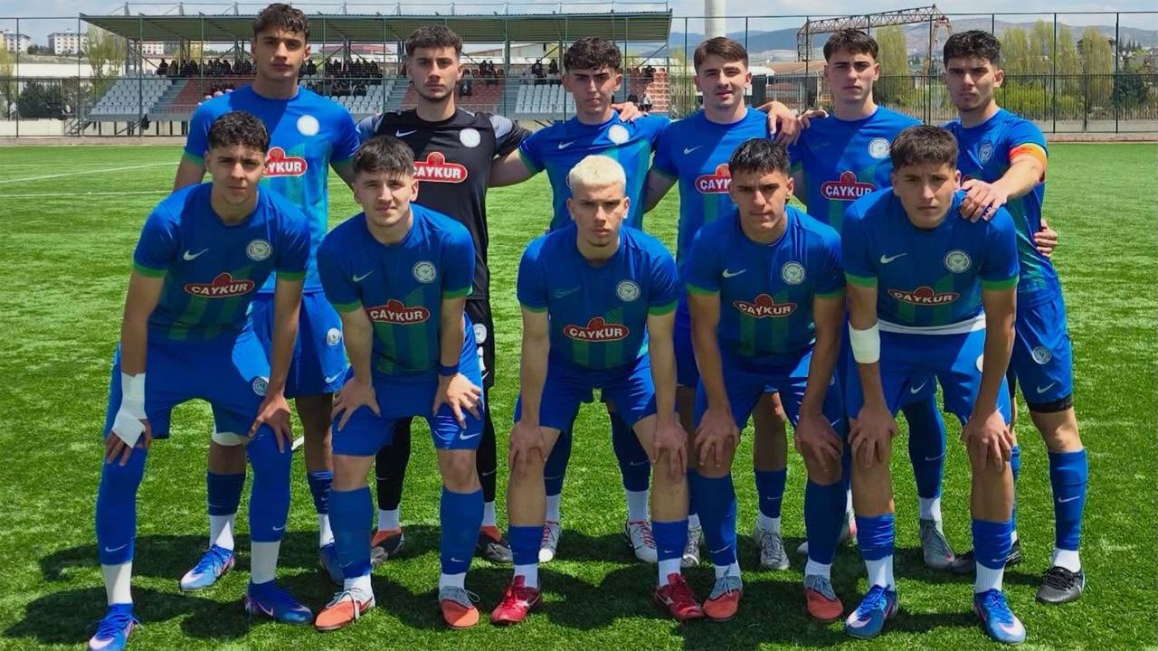 Çaykur Rizespor U17, Türkiye Finallerine Veda Etti